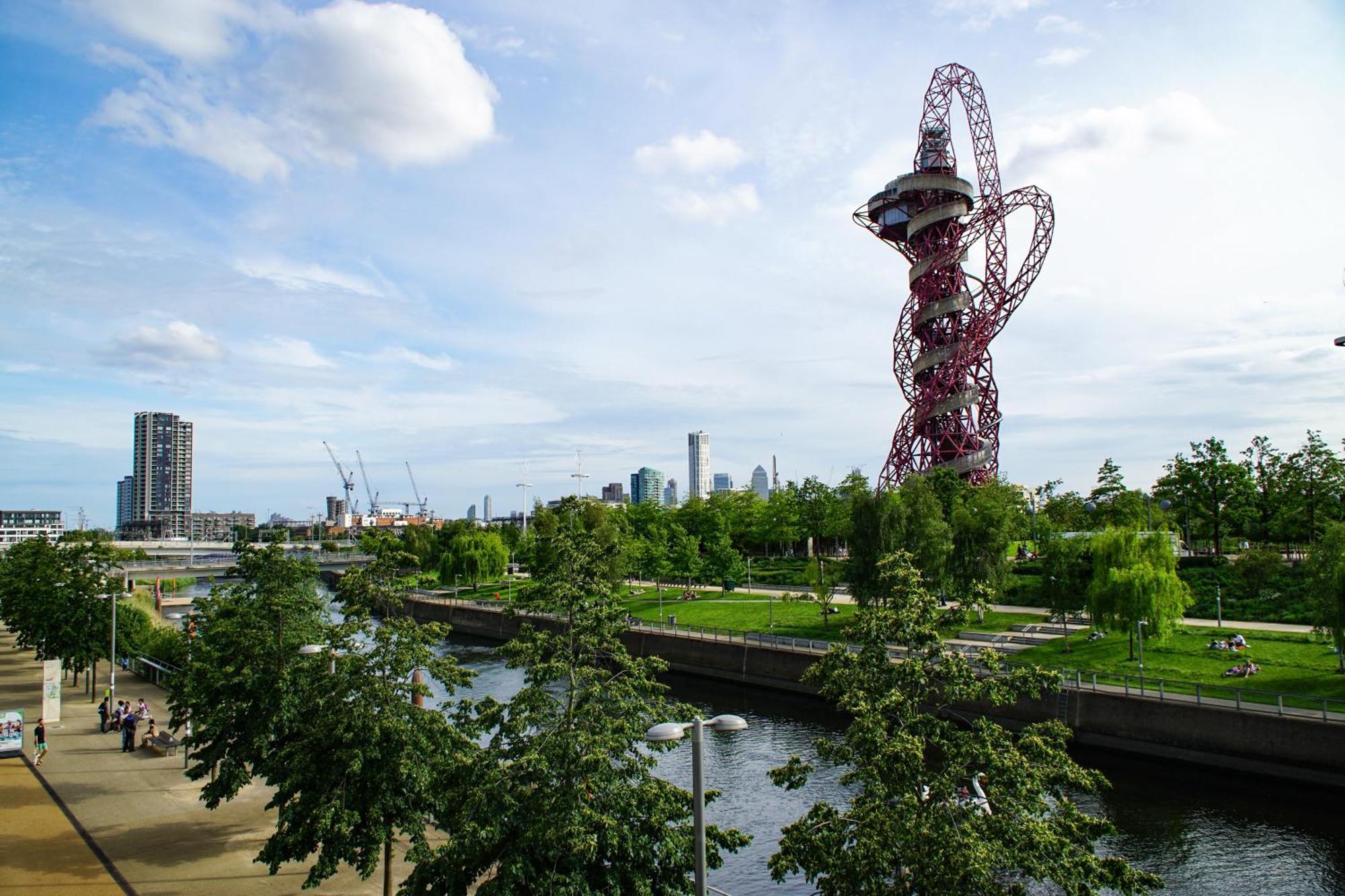 Cosy 1-Bed E15, Sleeps 4, 1 Min From Tube Station Near O2 Arena Apartment London Bagian luar foto
